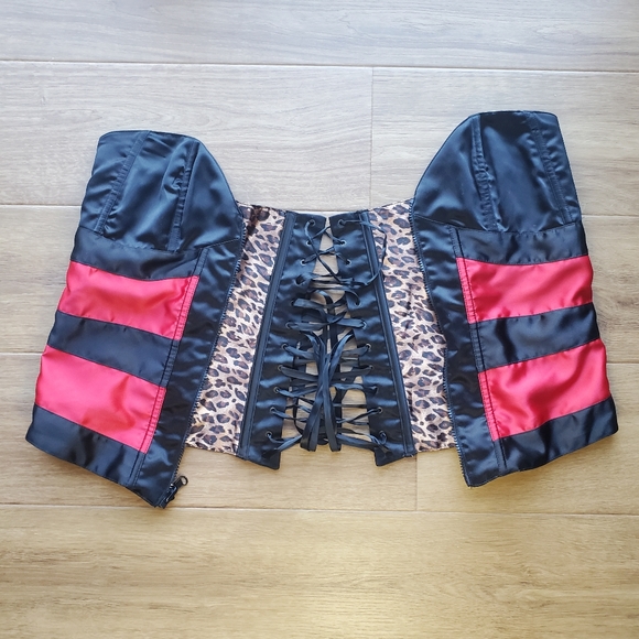 Shirley Of Hollywood Women's Plus-Size Satin Reversible Corset Top - Picture 2 of 7